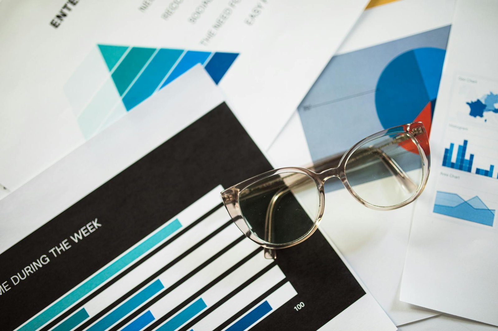 Como Medir Resultados de Marketing Digital: O Guia Definitivo de Métricas e KPIs para o Sucesso — como medir resultados de ma