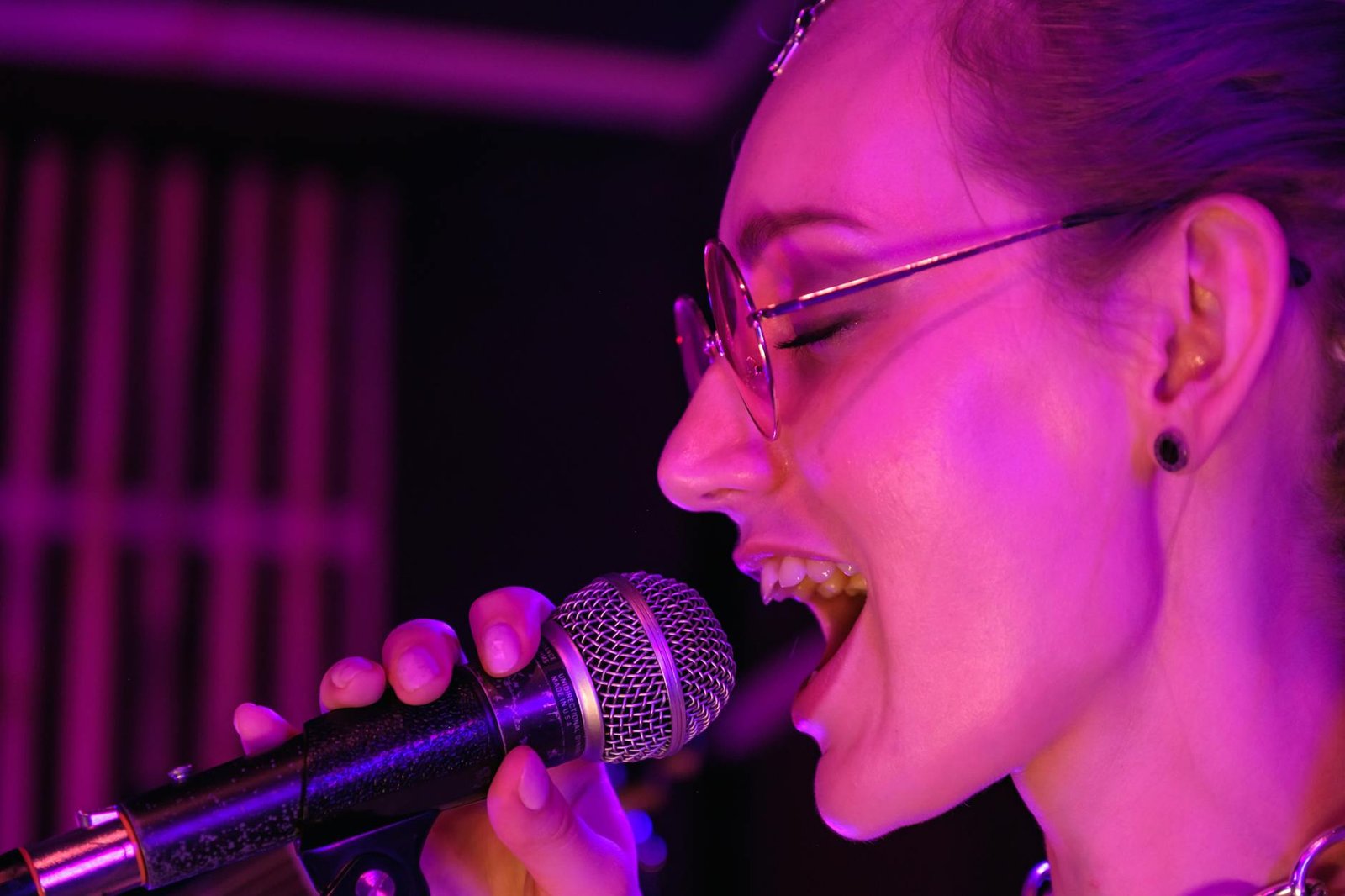 Cantar do Zero: O Guia Definitivo para Despertar Sua Voz e Começar a Brilhar — dicas para quem quer começar a cantar do zero