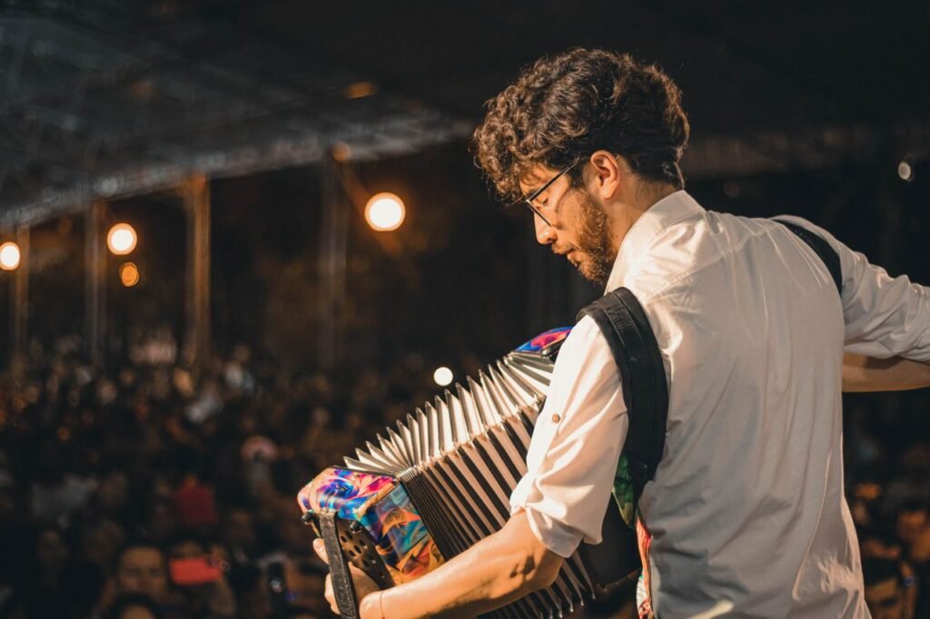 Como verificar produtoras e fornecedores de eventos culturais